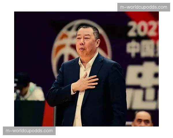 官方声明：某保级队体育总监因战绩不佳提出辞职