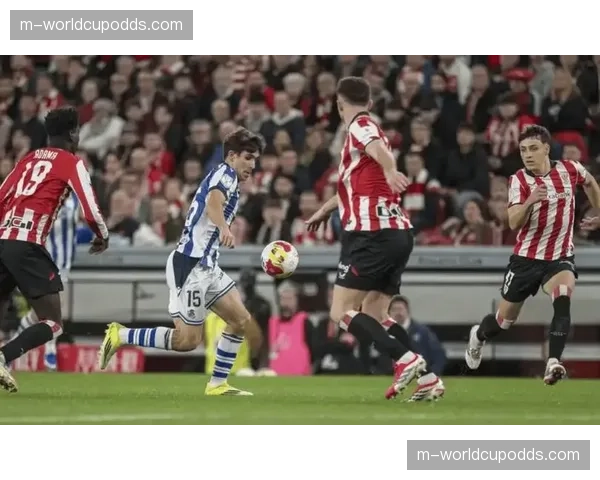 巴萨客场挑战皇家社会，卫冕冠军需攻克阿诺埃塔魔鬼主场